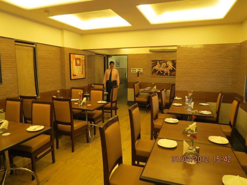 Jyoti Dwelling Hotel Mumbai Ngoại thất bức ảnh